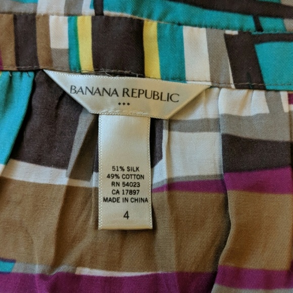 Banana Republic sleeveless blouse - Picture 3 of 4